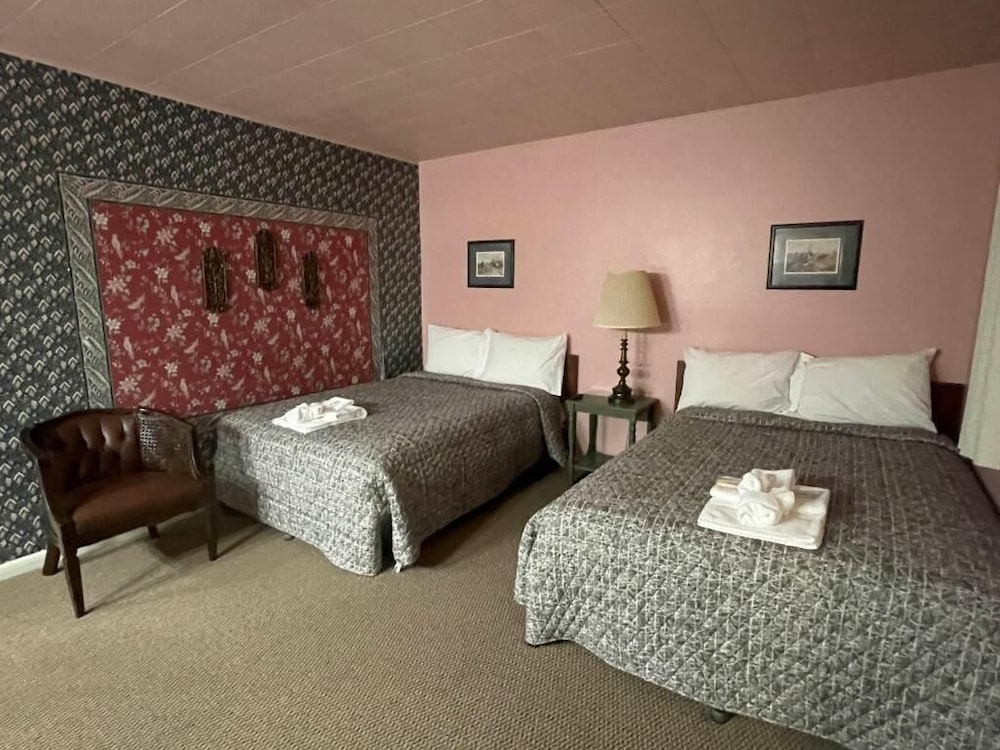 Victorian Inn Superior By Capital O NE - photo 35