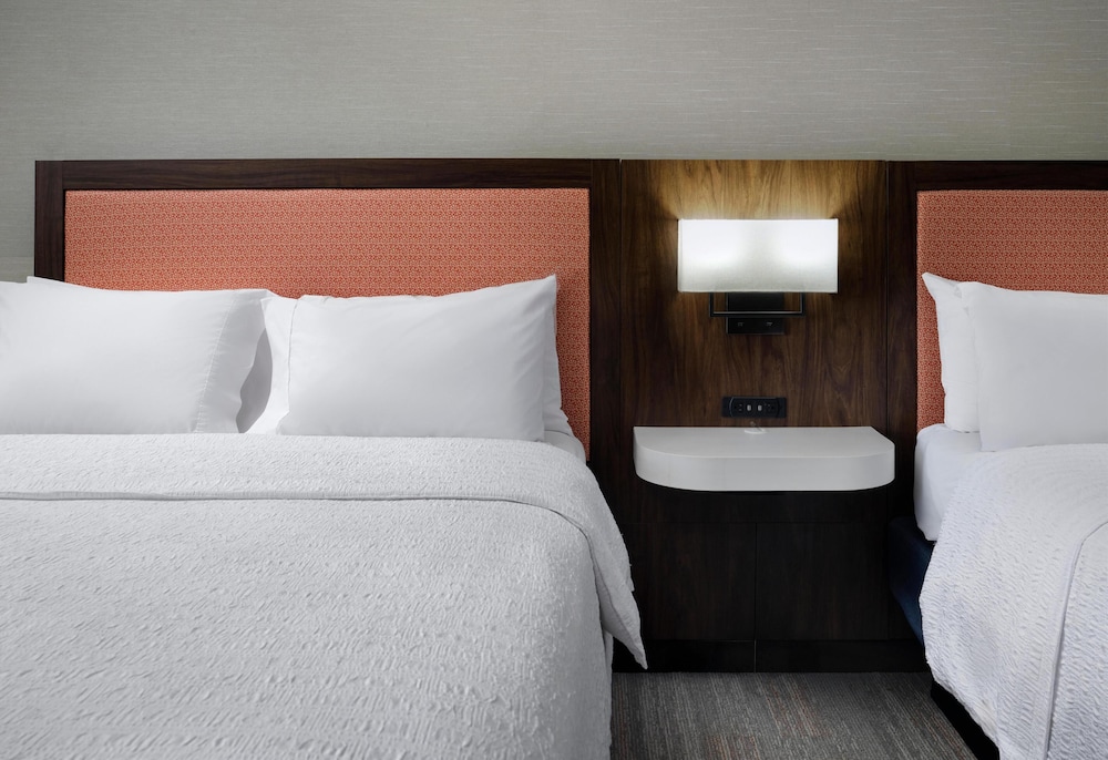 Hampton Inn Meridian - photo 14