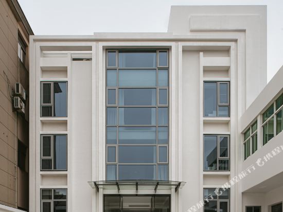 Shuangning hotel in Nanjing, People's Republic of China