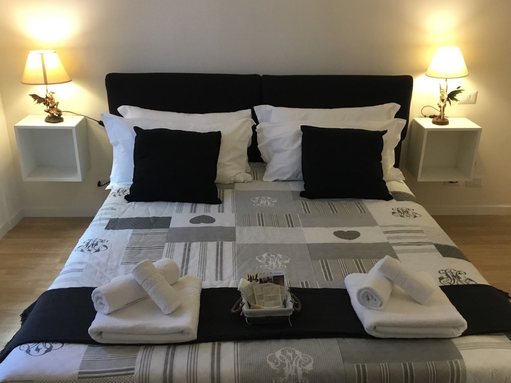 Le Fate Suites - last minute hotel in Rome