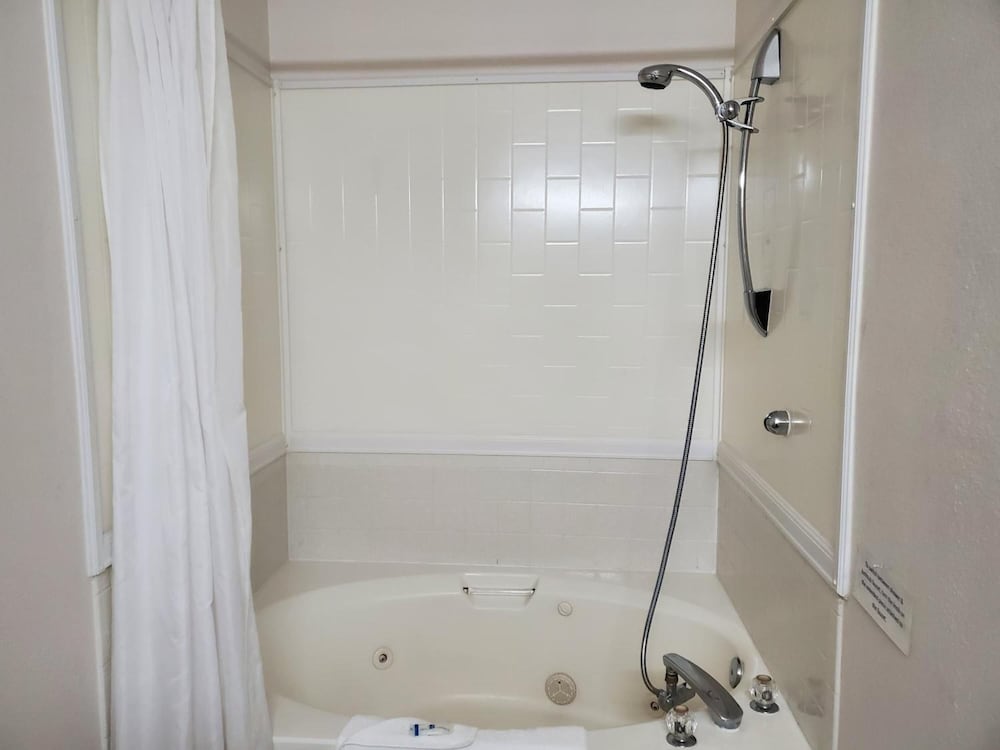 Bellis Inn - photo 22