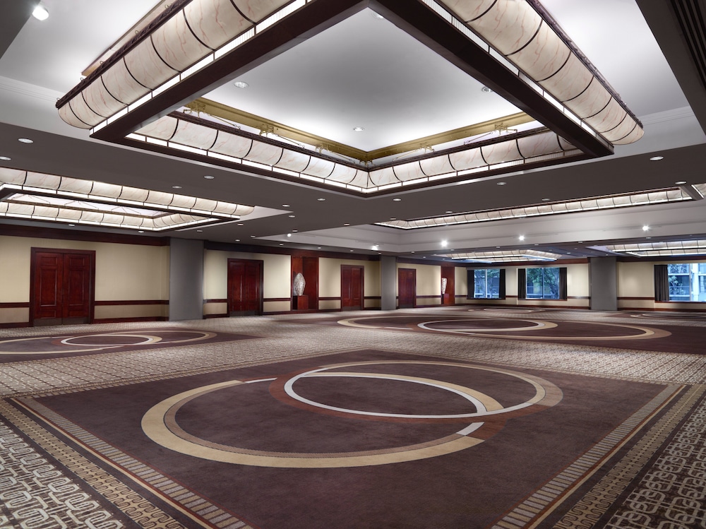 Omni Los Angeles Hotel at California Plaza - photo 68