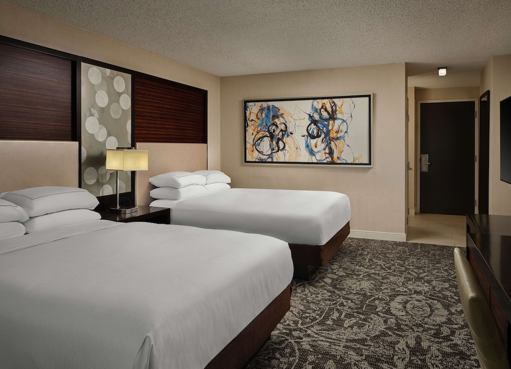 Hilton Atlanta Airport - photo 12