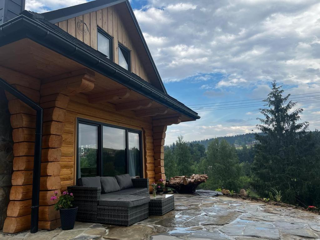 Mamchwilkehome in Istebna, Poland