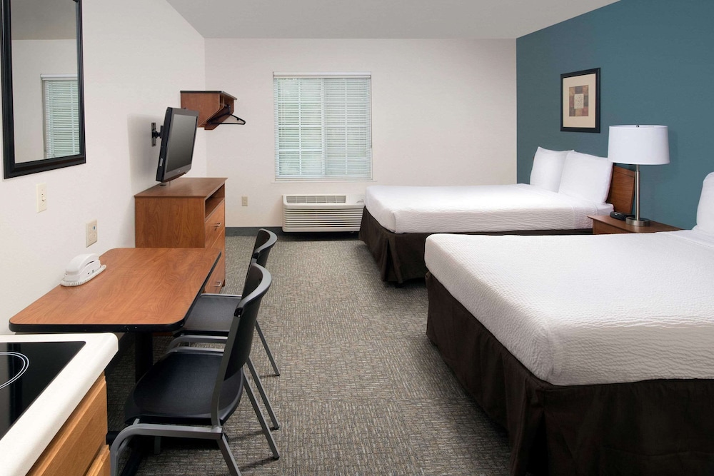 WoodSpring Suites Gainesville I 75 - photo 12