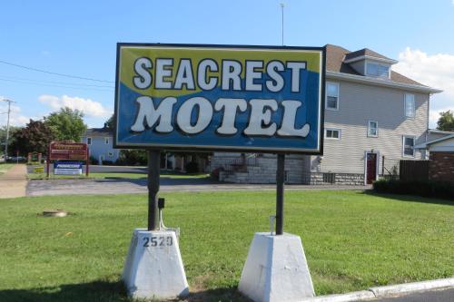 Seacrest Motel - photo 24