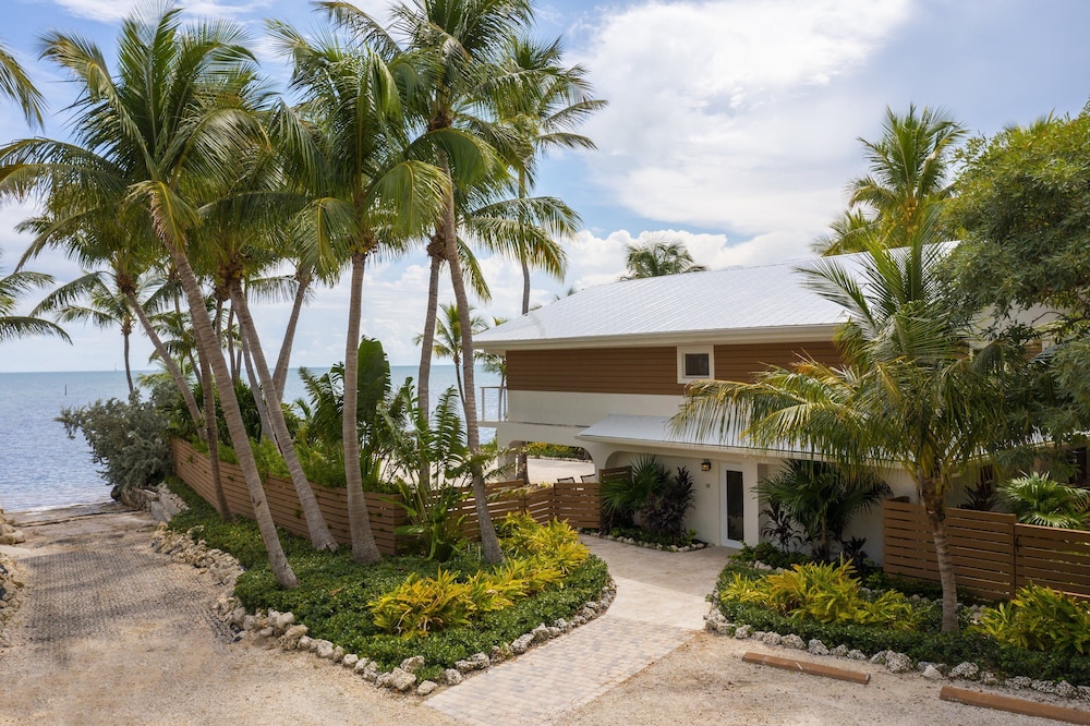 La Siesta Resort & Villas - photo 26