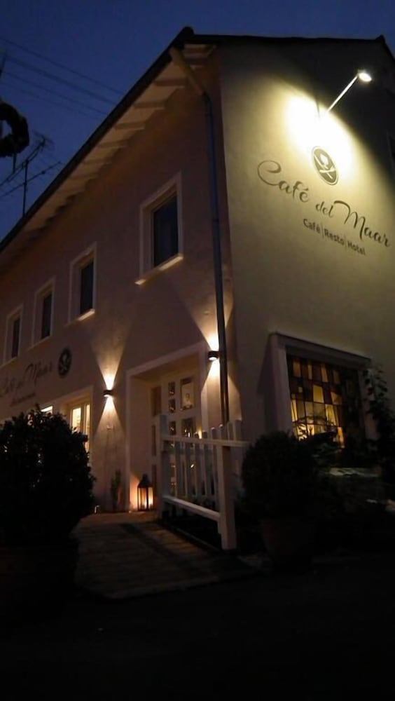 Hotel Café del Maar in Mehren, Germany
