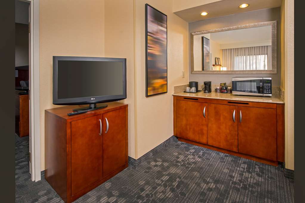Sonesta Select Charlotte University Research Park - photo 13