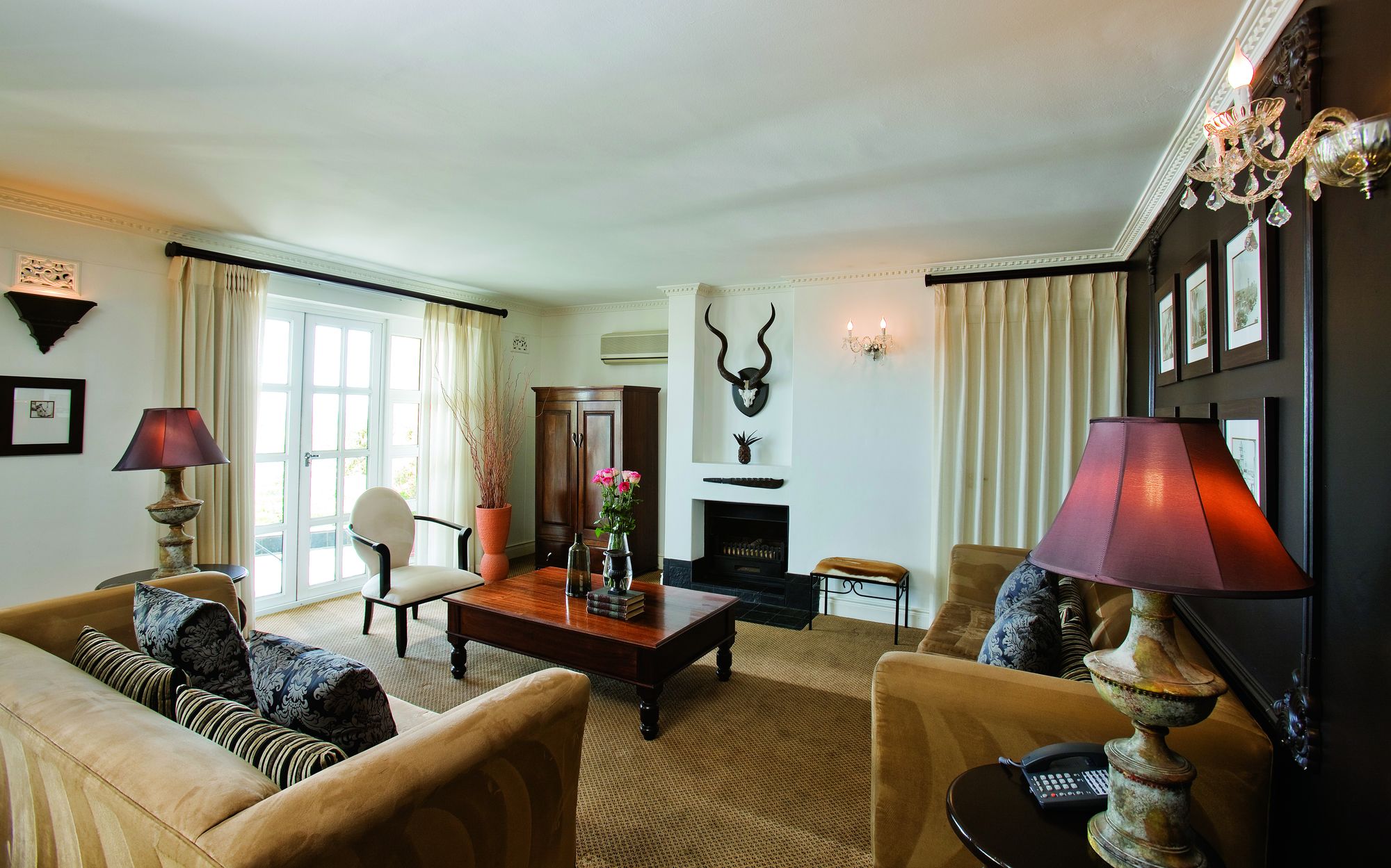 Romney Park All Suite Hotel and Spa — 4-Star Luxury Hotel in Cape Town, South Africa