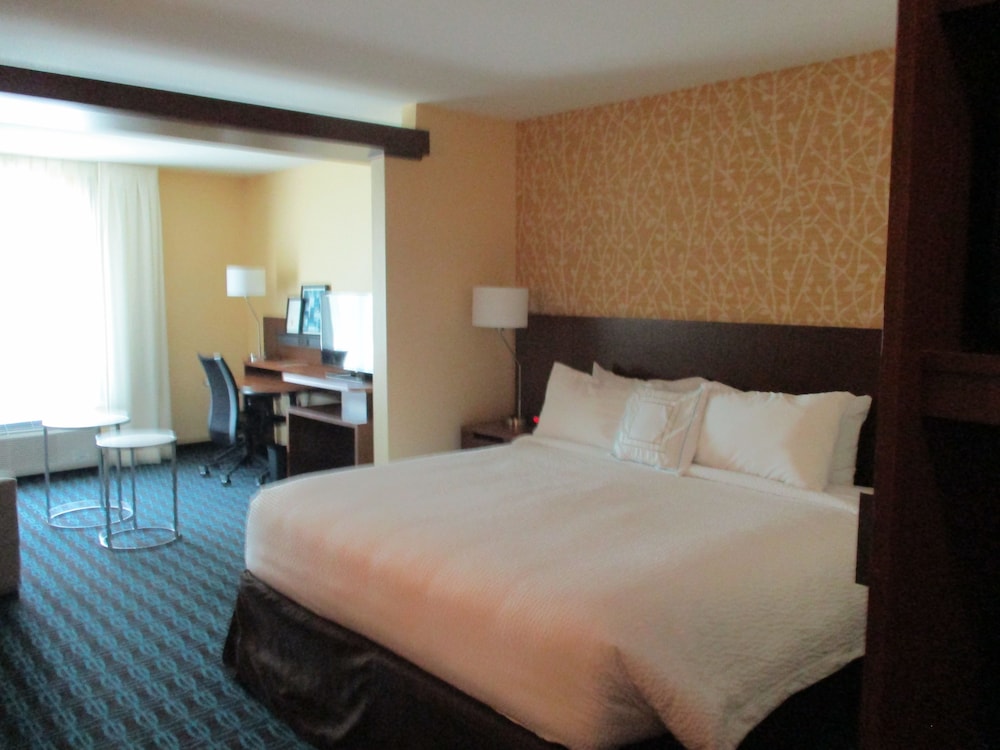 Fairfield Inn & Suites Fremont - photo 10
