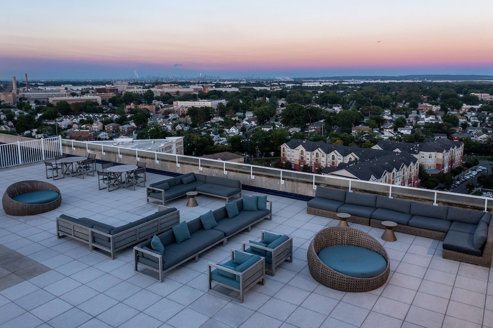 Watt Hotel Rahway Tapestry Collection by Hilton - photo 50