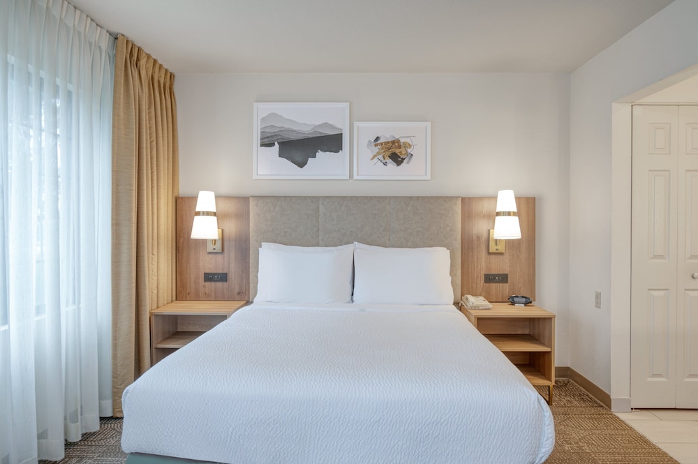 Staybridge Suites Allentown Bethlehem Airport by IHG - photo 31