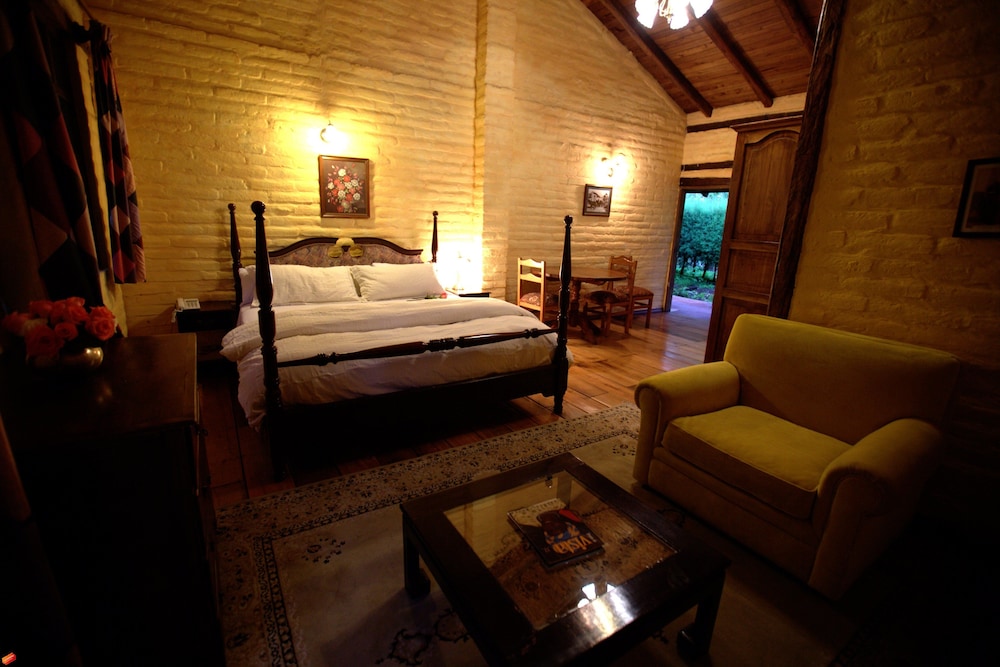 Hacienda La Carriona — Sangolqui — photo 4