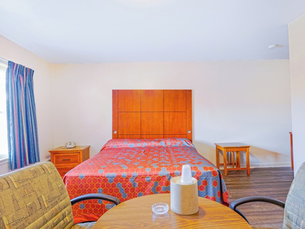 Manor Motel Near Oak Brook Chicago Westchester - photo 15