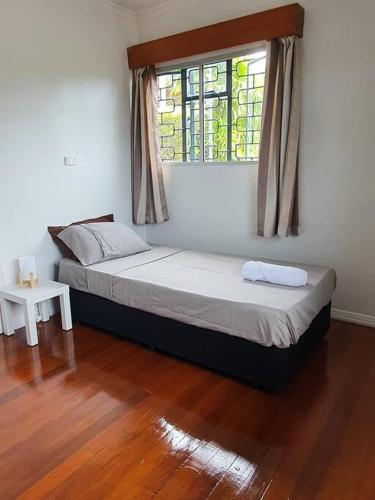 Spacious 4 bdrm fully self contained WIFI Parking — 4-Star Luxury Hotel in Suva, Fiji