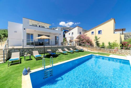 Costa Maris Villa — 4-Star Luxury Hotel in Georgioupolis, Greece