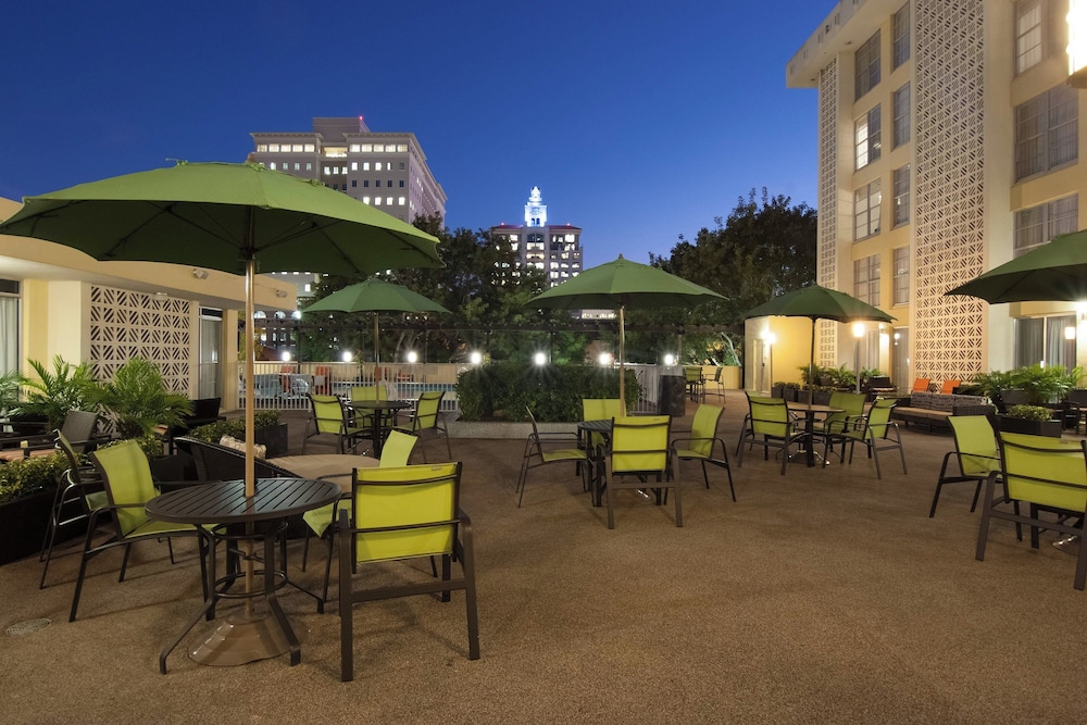 Courtyard Miami in Coral Gables by Marriott - photo 21