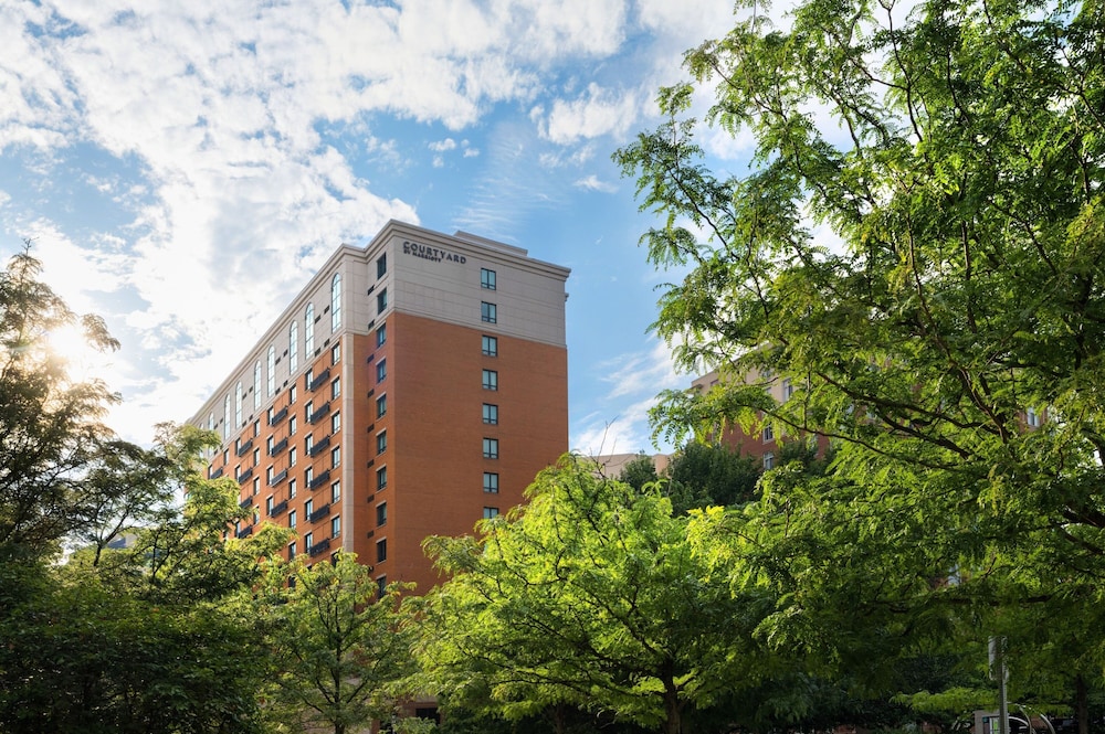 Courtyard by Marriott Washington Capitol Hill Navy Yard - photo 58