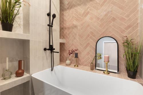 New Central Apartment in Tbilisi