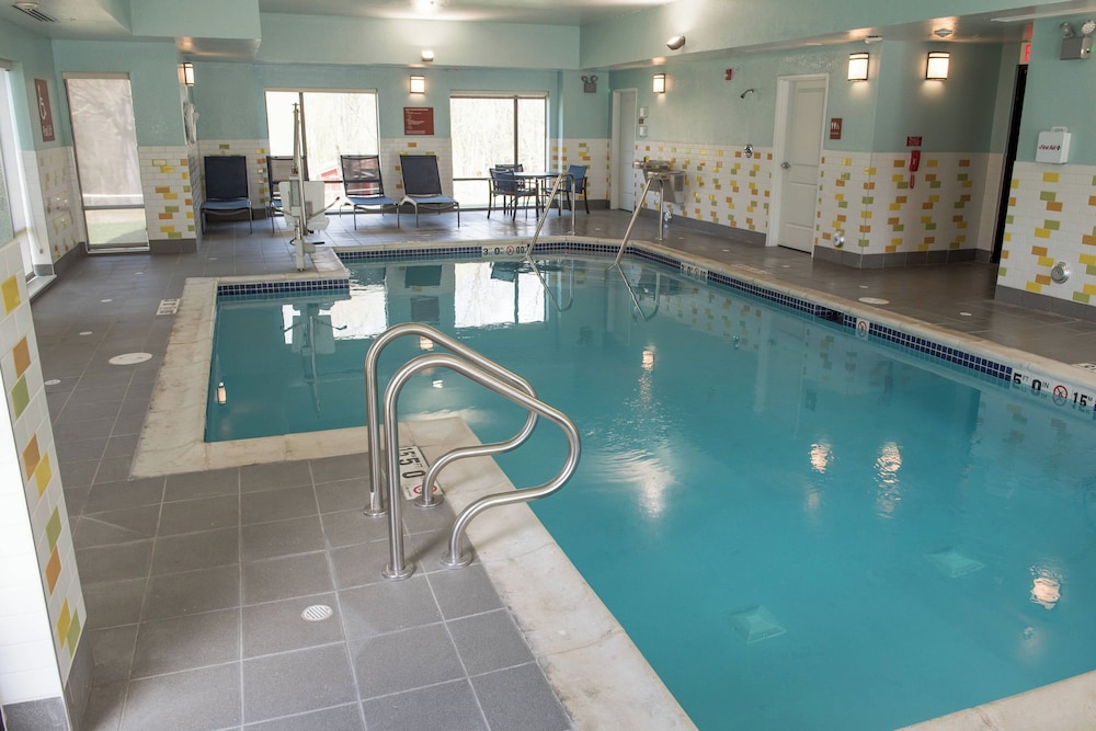 TownePlace Suites by Marriott Battle Creek - photo 22