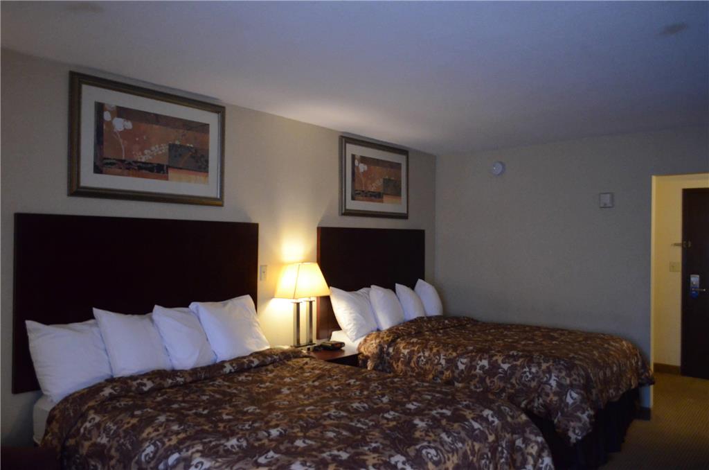 Rodeway Inn & Suites East Windsor - photo 22