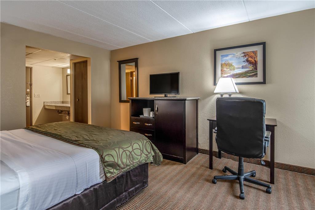 Quality Inn Tully I 81 - photo 12