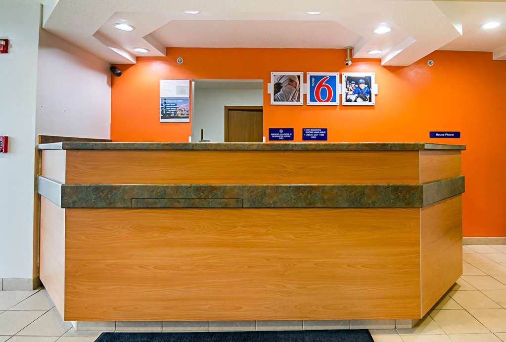 Motel 6 Sycamore IL - photo 24