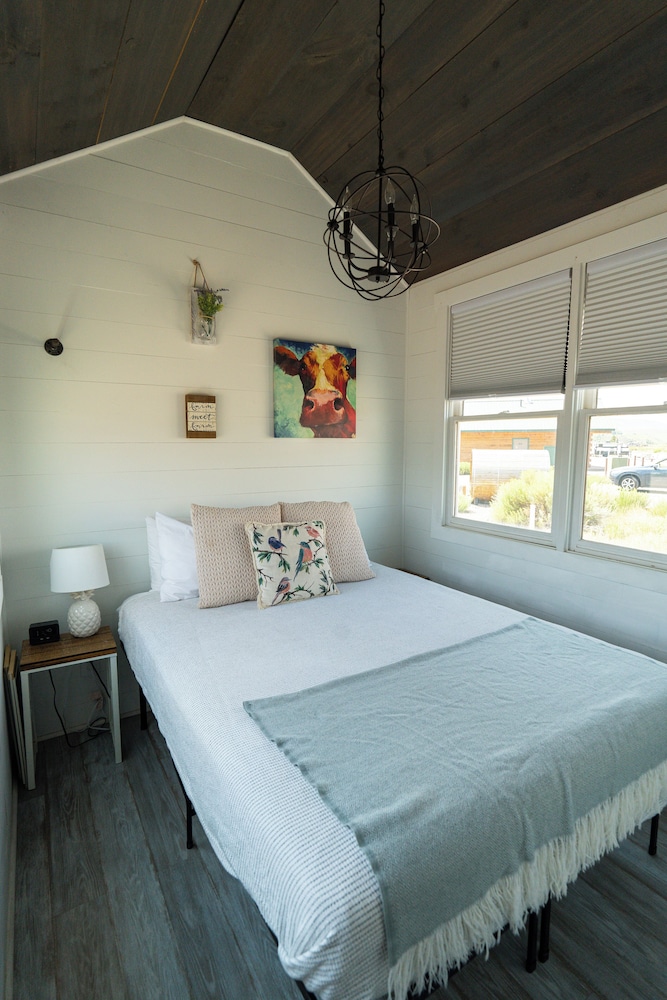 Trail and Hitch Tiny Home Hotel and RV - photo 47