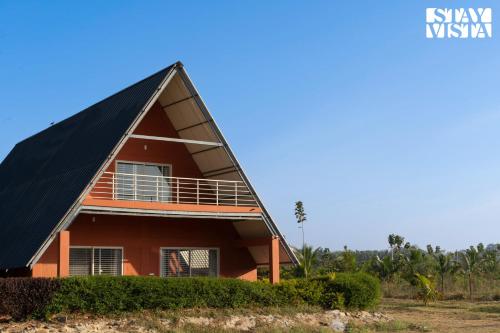 Golden Triangle by VEO Part of StayVista in Mysore, India