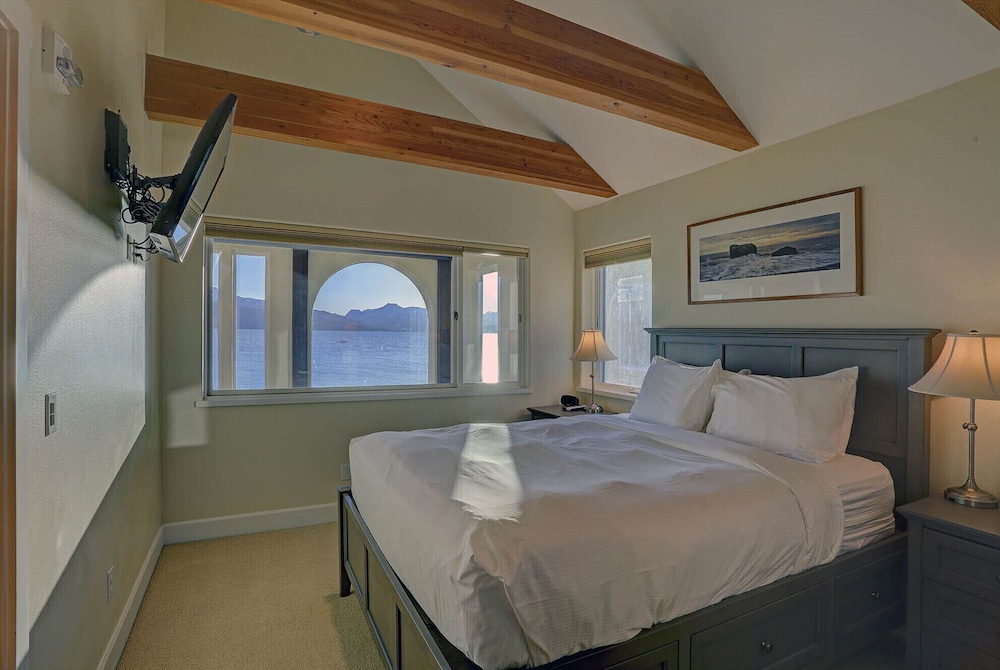 Land's End Resort - photo 48