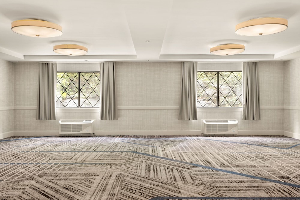 Sheraton Nashua - photo 32
