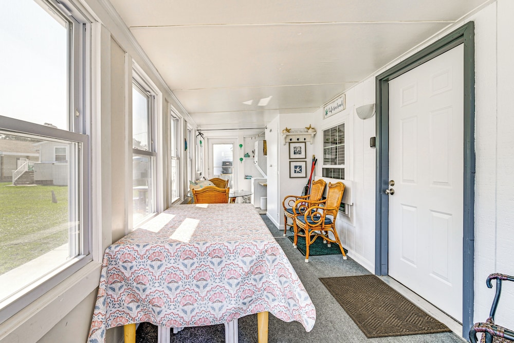1 2 Mi to Ocean: Surfside Beach Resort Home - photo 9