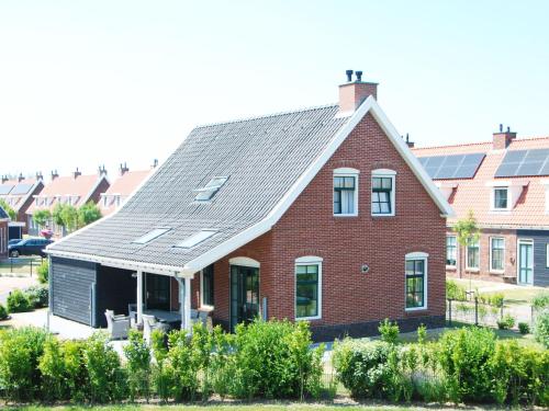 Holiday Home Ganuenta 1 by Interhome — 4-Star Luxury Hotel in Colijnsplaat, Netherlands