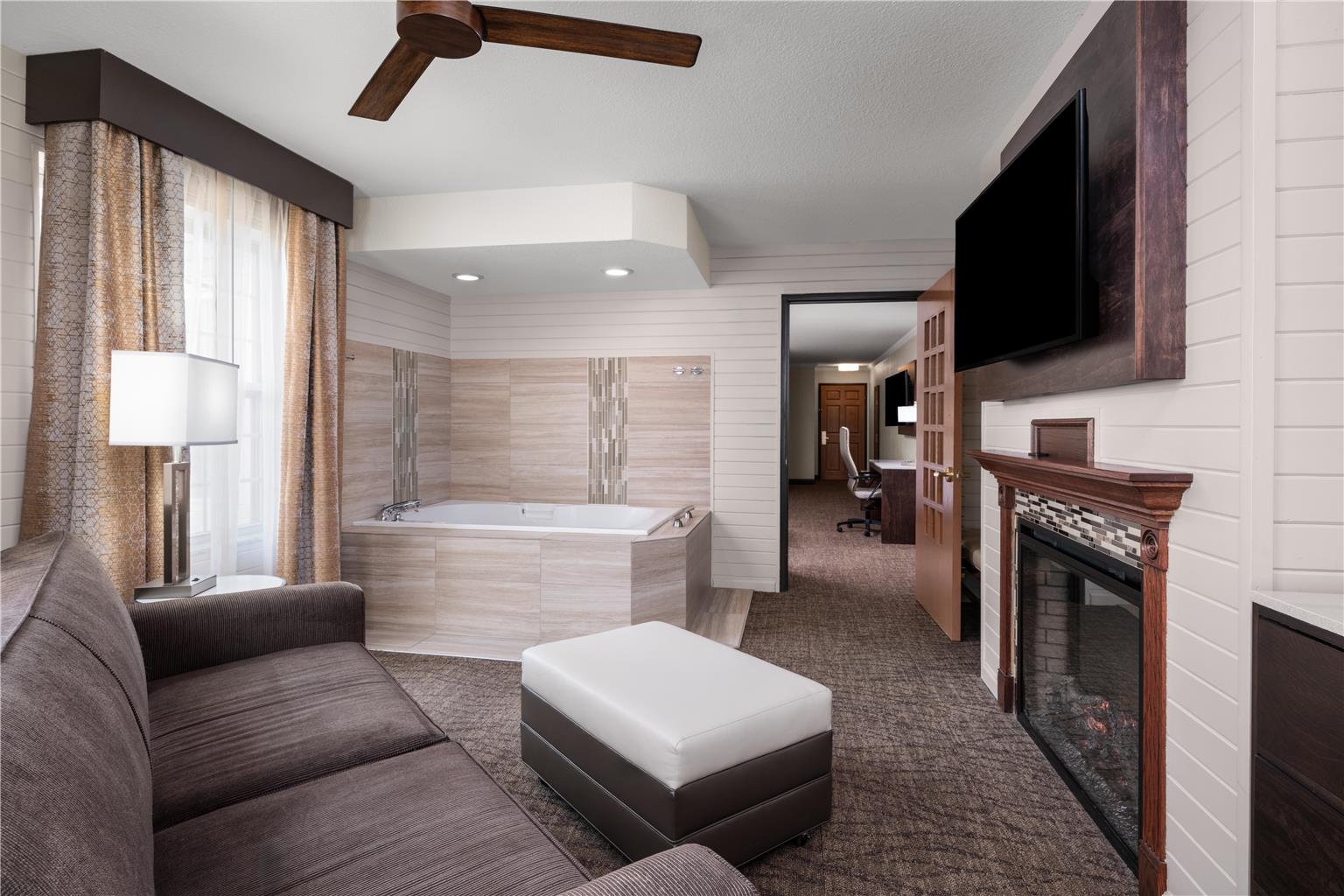 Best Western Premier Bridgewood Resort Hotel - photo 4
