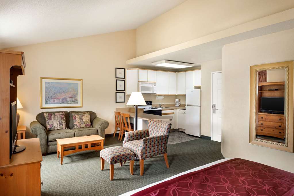 Baymont by Wyndham Wichita East - photo 13