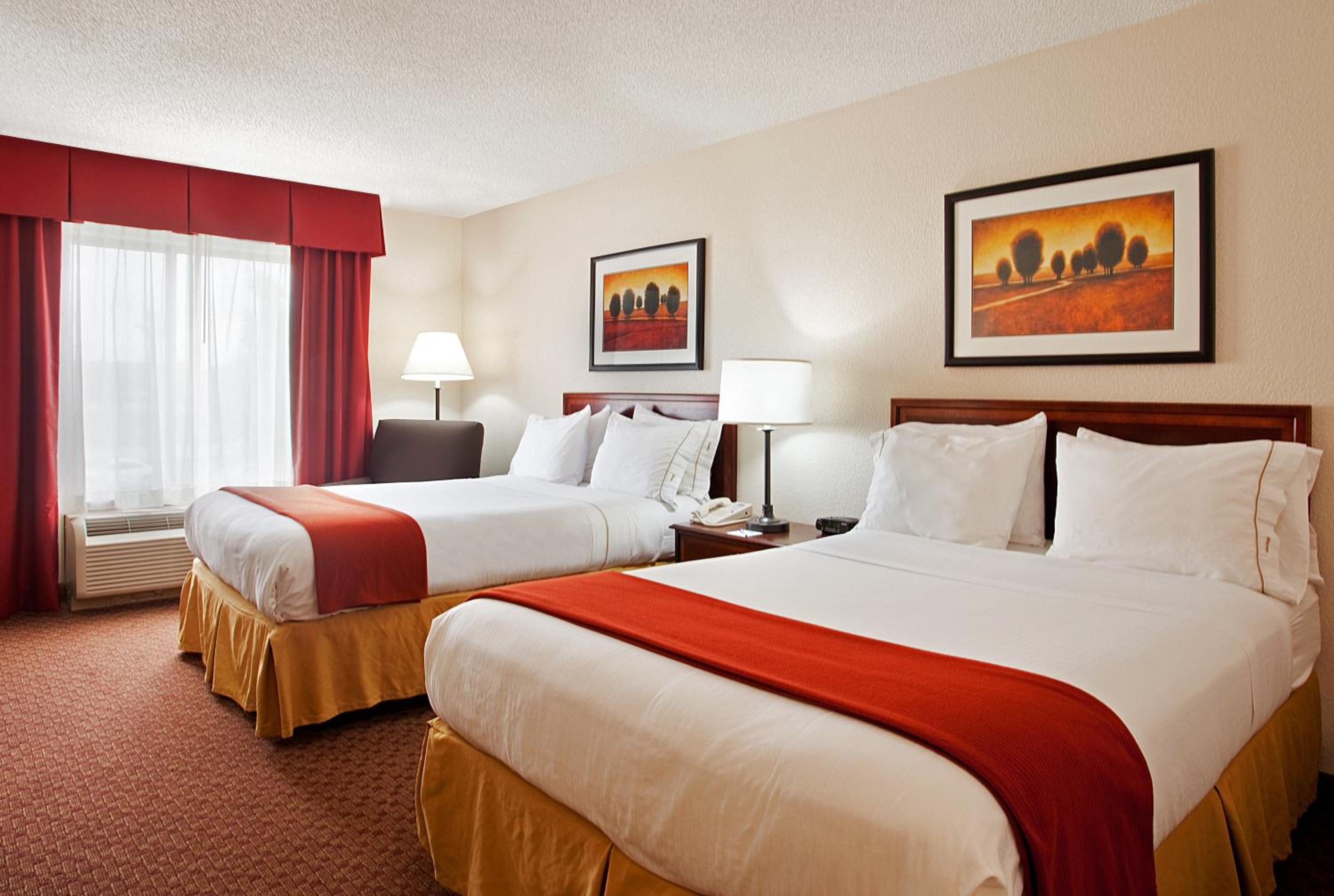 Baymont by Wyndham Merrillville - photo 27