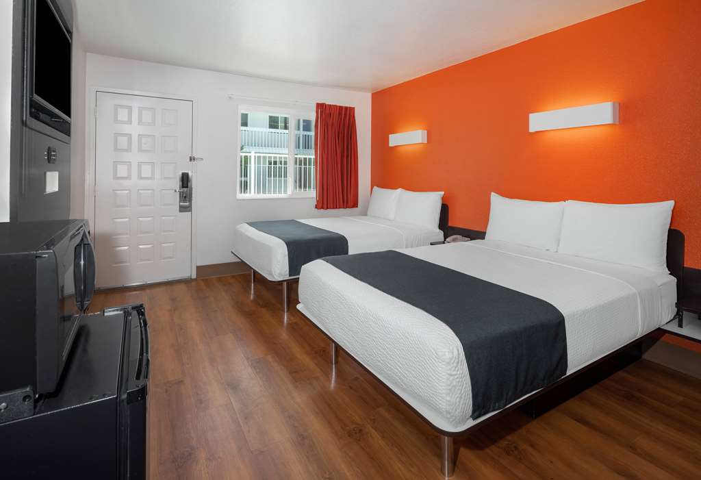 Motel 6 Carpinteria CA Santa Barbara South - photo 8
