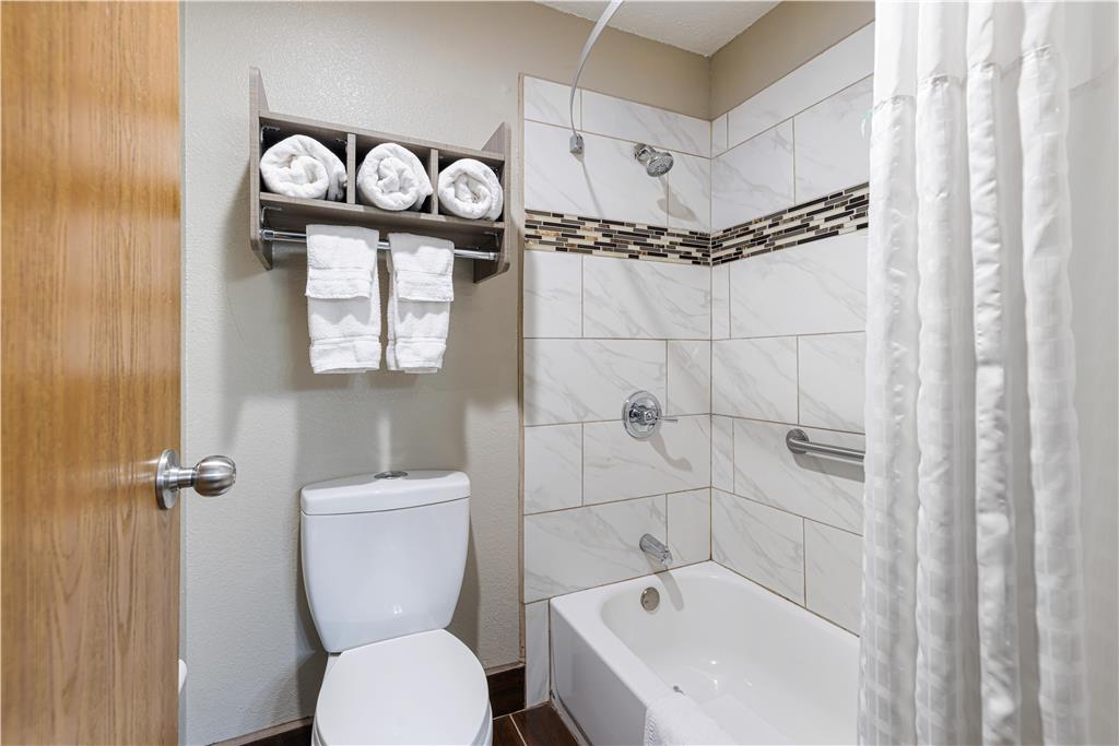 SureStay Plus Hotel by Best Western Kearney Liberty North - photo 24
