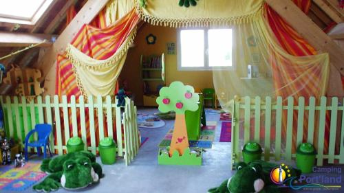 Camping Port'Land — 4-Star Luxury Hotel in Port-En-Bessin-Huppain, France