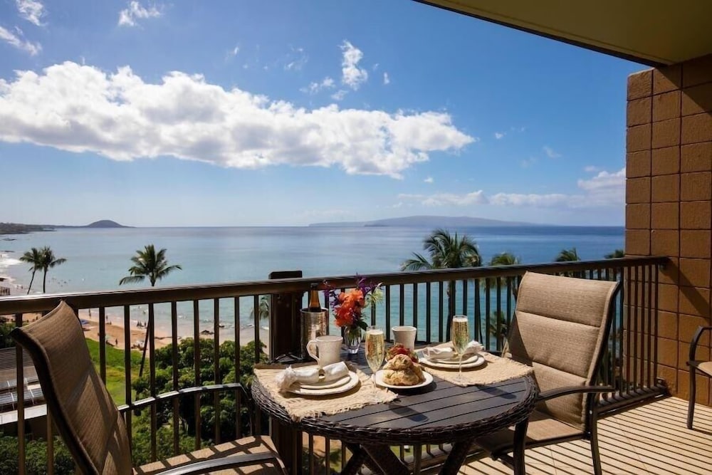 Mana Kai Maui Resort #812c 2 Bedroom Condo by RedAwning - featured photo