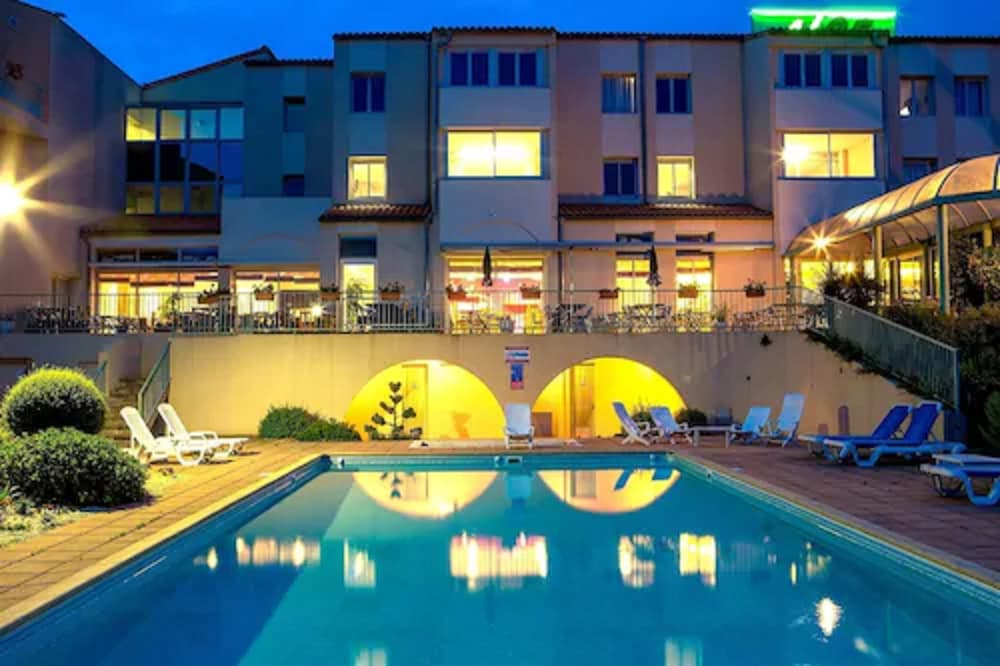 Hôtel Restaurant Aloé in Les Herbiers, France