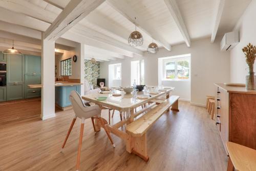 500m de la plage de Kerfontaine 14 personnes in Sarzeau, France