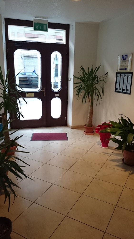 Hotel La Terrazza — Cagliari — photo 3