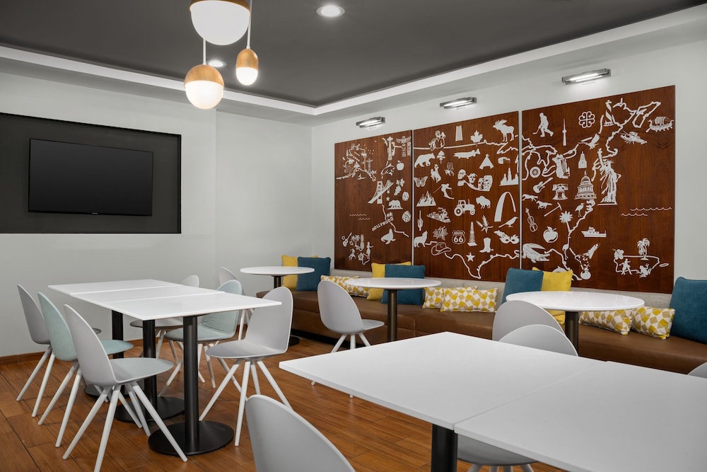 TownePlace Suites by Marriott Gainesville Northwest - photo 36