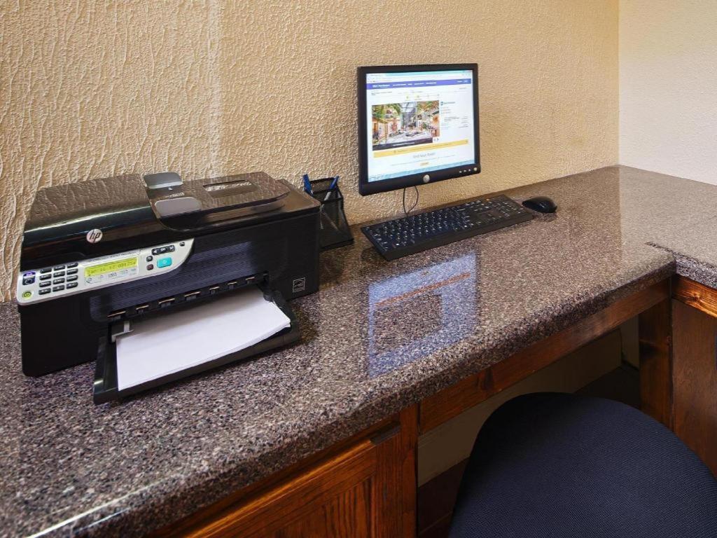 SureStay Plus Hotel by Best Western Baton Rouge - photo 40