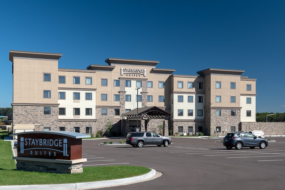 Staybridge Suites Eau Claire Altoona by IHG - photo 57