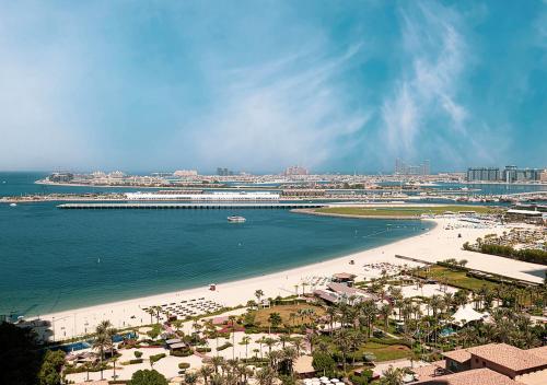 Luxury Sea View Beachfront 3 Bedroom Apt JBR — 4-Star Luxury Hotel in Dubai, United Arab Emirates