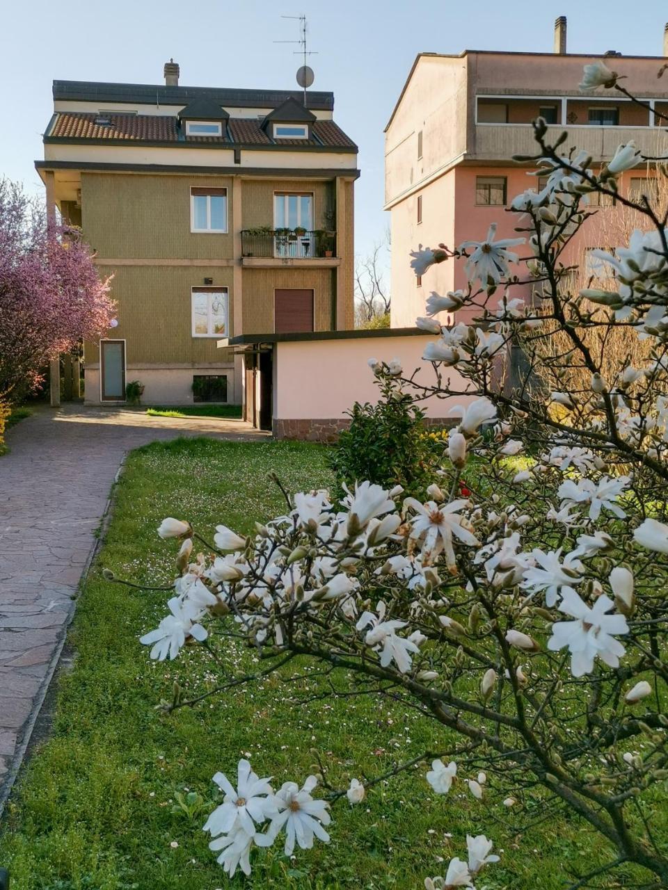 Family House Baggio Appartamento a Milano — 4-Star Luxury Hotel in Milan, Italy
