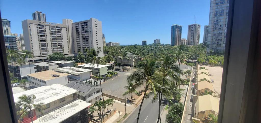 Waikiki beach modern studio No resort fee Best location — Honolulu — photo 3